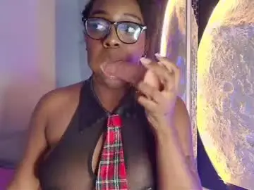 Chaturbate Nude Webcam of ebonyrosee_