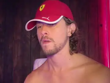 Chaturbate Live Sex Cam of mcklister69