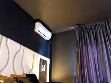 Chaturbate Live Sex Cam of tequillasunrise1