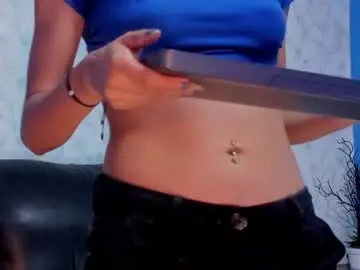 Chaturbate Sex Cam of emily_loperaa