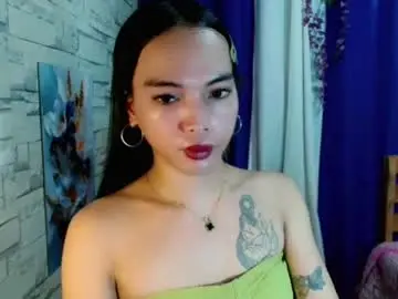 Chaturbate Live Sex Cam of marishkafoxx