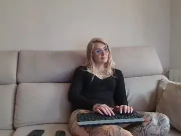 Chaturbate Live Sex of tattoobbgirl