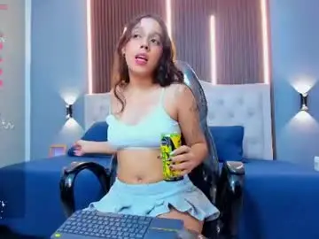Chaturbate Adult Webcams of mikaela_petite18