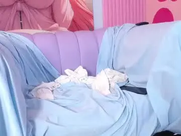 Chaturbate Free Live Porn of holly_watson_