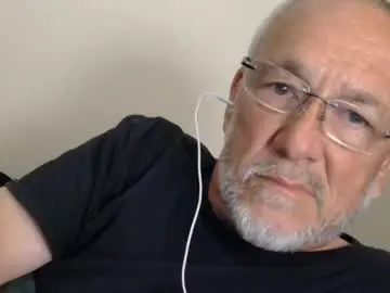 Chaturbate Live Sex Cam of mrtease5