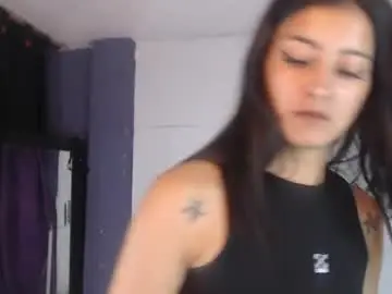 Chaturbate Best live sex cam show of skinny_yizz