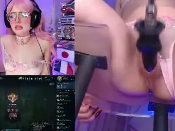 Chaturbate Watch Live Sex Cams of vivicute_
