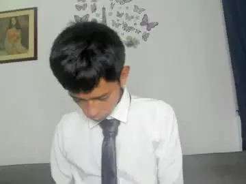 Chaturbate Nude Webcam of cute_horny_friends