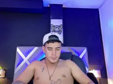 Chaturbate Best live sex cam show of alex_rodriguezz1