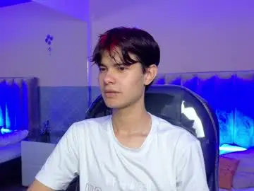 Chaturbate Nude Webcam of derek_sinn