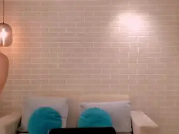Chaturbate Live Sex Cam of laurentrosse1