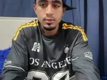 Chaturbate Live Sex Cam of dominic_brand