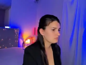 Chaturbate Best live sex cam show of laura__leee