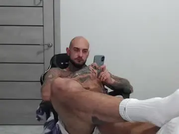 Chaturbate Free Porn Cam of maxi_foxxx