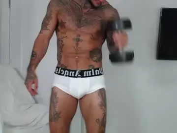 Chaturbate Best live sex cam show of maxi_foxxx