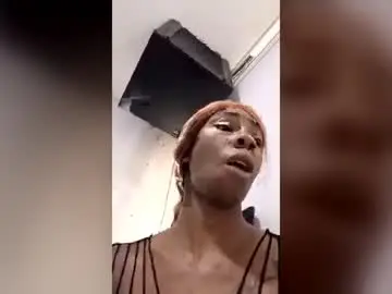 Chaturbate Free Porn Cam of shanelle__