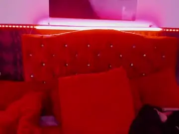 Chaturbate Watch Live Sex Cams of sobigcurvy44