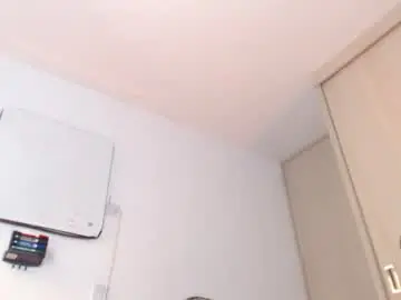 Chaturbate Watch Live Sex Cams of calavalerio
