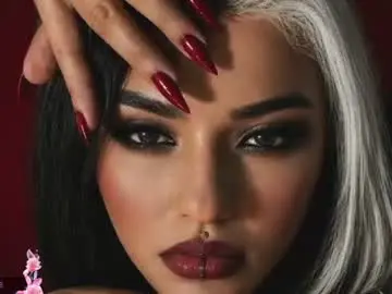 Chaturbate Live Porn of la_diabla_111_