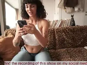 Chaturbate Live Sex Cam of venus_in_jeans