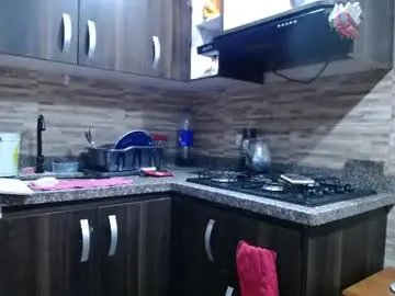 Chaturbate Best live sex cam show of kinkyy_mom