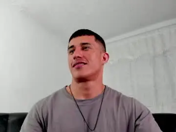 Chaturbate Watch Live Sex Cams of muscle_man07