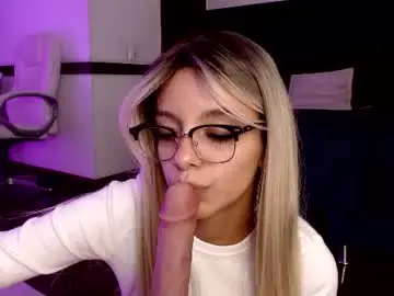 Chaturbate Free Live Porn of peytongh_