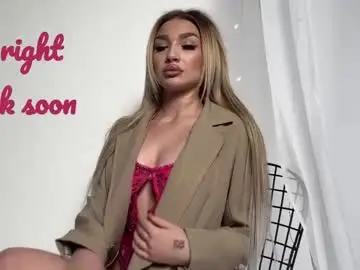 Chaturbate Free Porn Cam of ellamilla