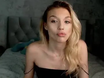 Chaturbate Watch Live Sex Cams of ellamilla