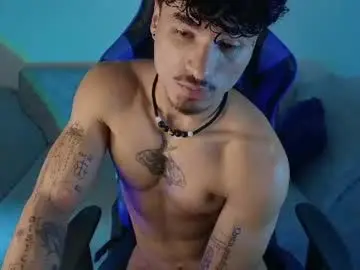 Chaturbate Live Sex Cam of thomas_fit1