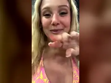 Chaturbate Live Porn of lexi_luv