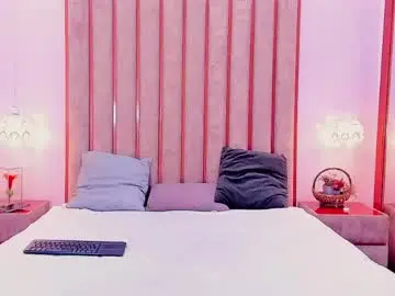 Chaturbate Nude Webcam of lucie_red