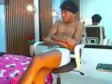 Chaturbate Nude Webcam of chrisshottx