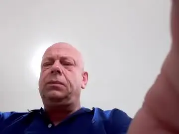 Chaturbate Live Sex Cam of machinegun3dx