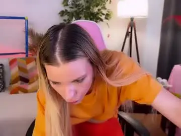 Chaturbate Best live sex cam show of sakupandora2