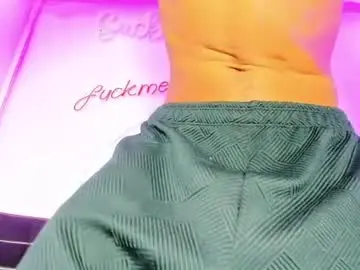 Chaturbate Live Sex Cam of rpoolrboy