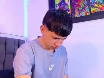 Chaturbate Free Porn Cam of twink_daren