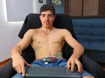 Chaturbate Live Sex of ethangreey1