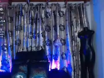 Chaturbate Live Porn of hecate_doll