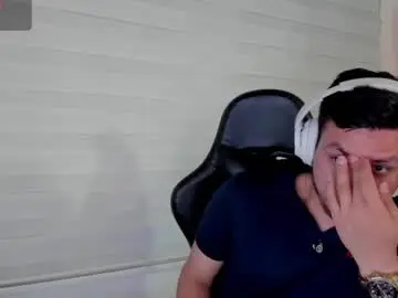 Chaturbate Live Sex Cam of rick_diesel