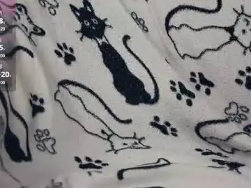 Chaturbate Live Sex Cam of glossybabe_