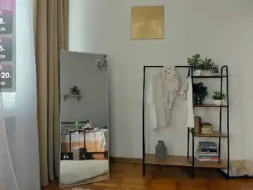 Chaturbate Free Live Porn of glossybabe_