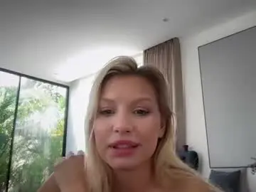 Chaturbate Free Porn Cam of killer__tits