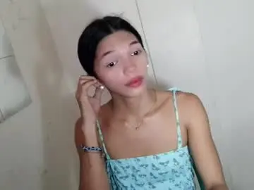 Chaturbate Live Sex Cam of horny_rhiana
