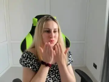 Chaturbate Sex Chat of julia_sunshinee