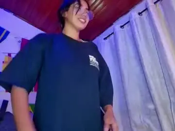 Chaturbate Watch Live Sex Cams of desireduo_tgn