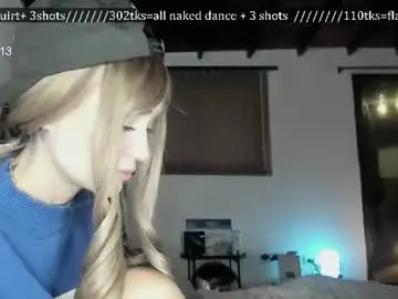 Chaturbate Watch Live Sex Cams of lonelly_lolly98