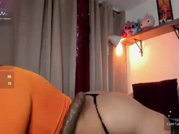 Chaturbate Best live sex cam show of iriss_1