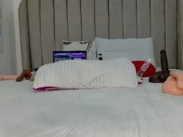 Chaturbate Live Sex of ebony_pearl69