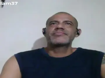Chaturbate Sex Cam of retlam37